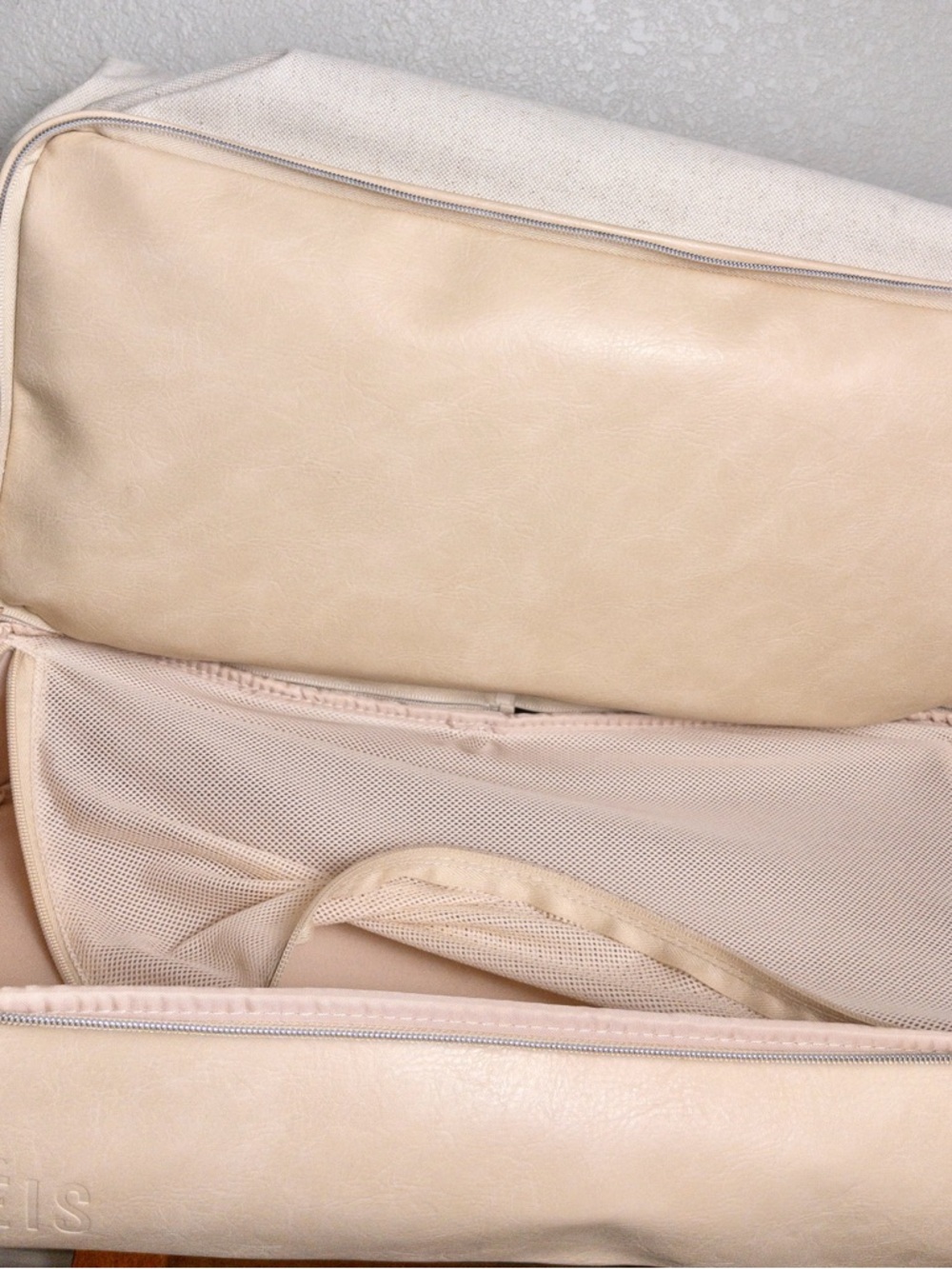 NWT BEIS Weekender Beige Shoulder Bag Tote Travel Full Size Canvas - Picture 7 of 13